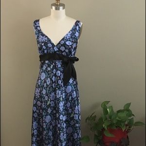 NWOT”August Silk”Intimates Long Floral Negligee.